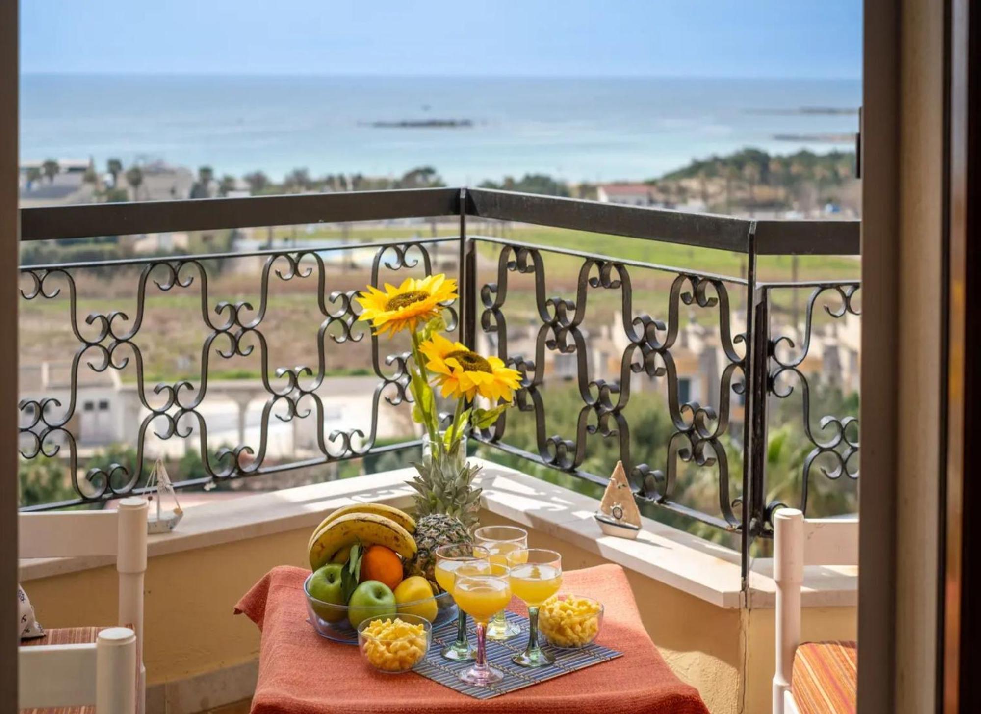 Sea View Panoramic Penthouse Villa Porto Cesareo Exterior photo